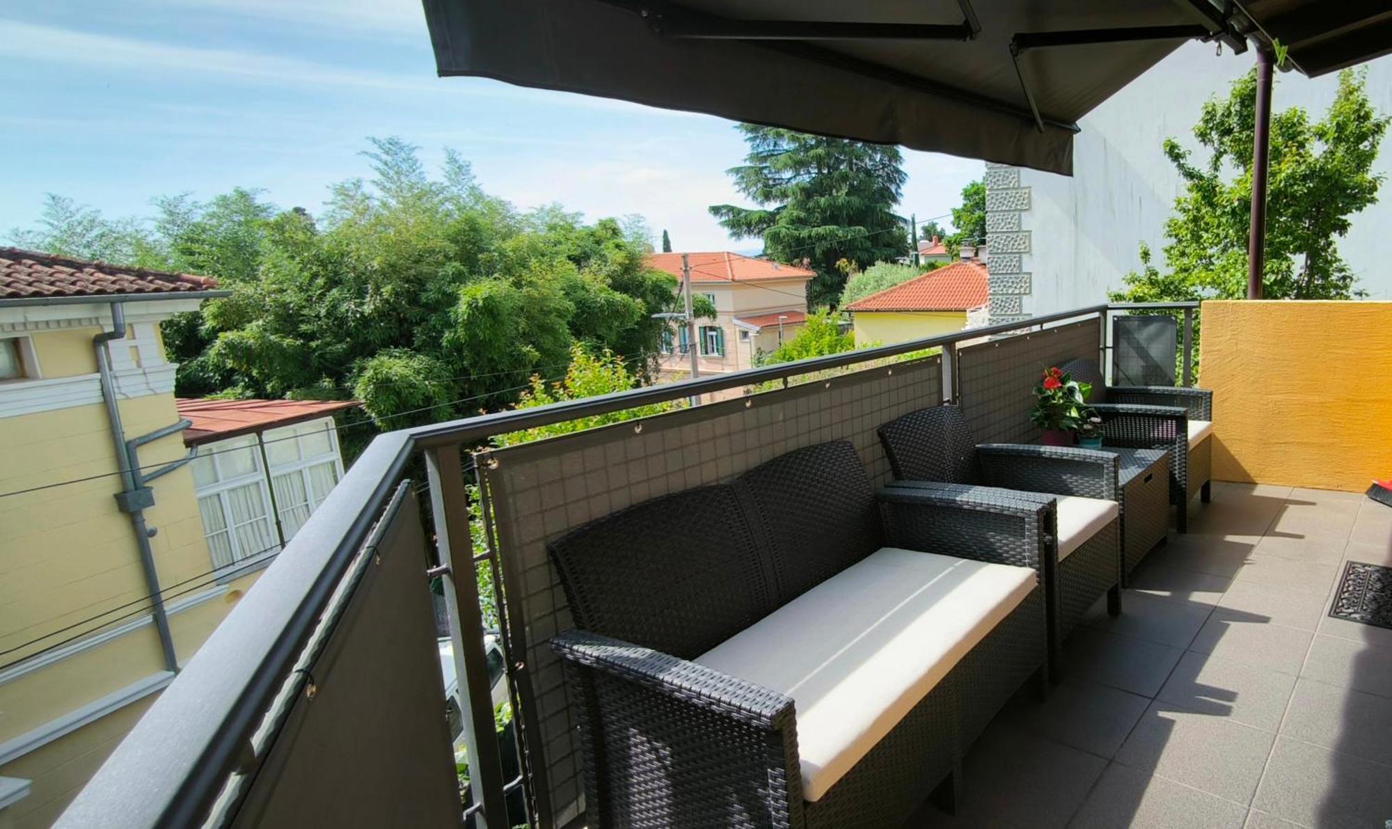 Urban Villa Apartment Опатия Екстериор снимка